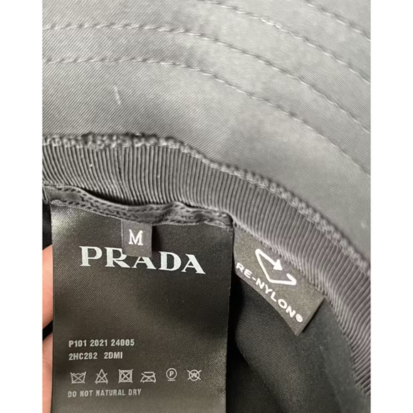 PRADA RE-NYLON POUCH BUCKET HAT BLACK SIZE MEDIUM - Picture 7 of 8